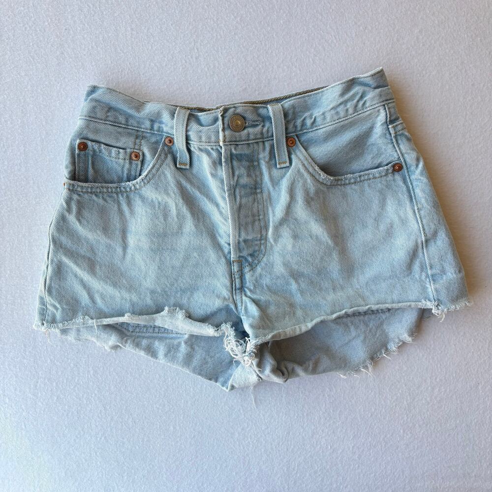 Levi’s 501 High Rise Light Blue Denim Shorts Cut Off Distressed Womens Size 25